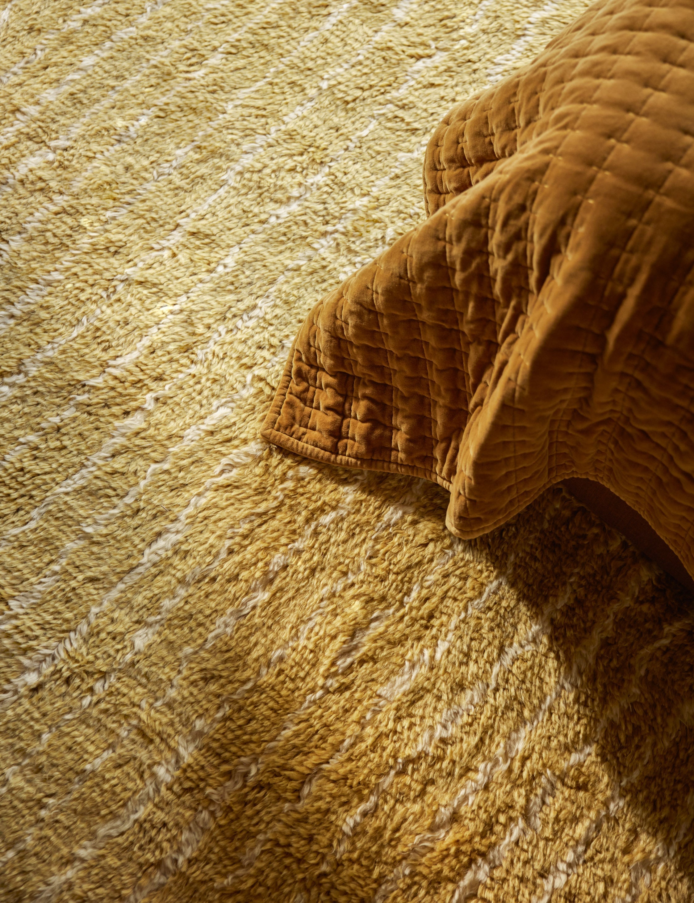 Bhari Hand-Knotted Wool Shag Rug Swatch 12 x 12