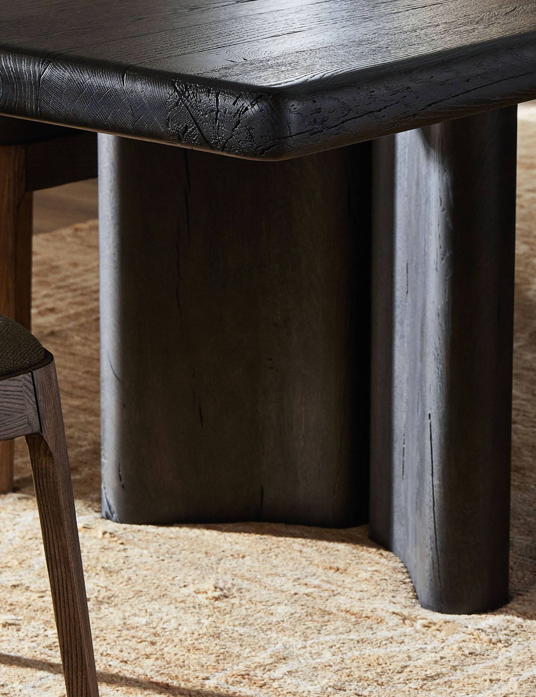 Elsen Dining Table