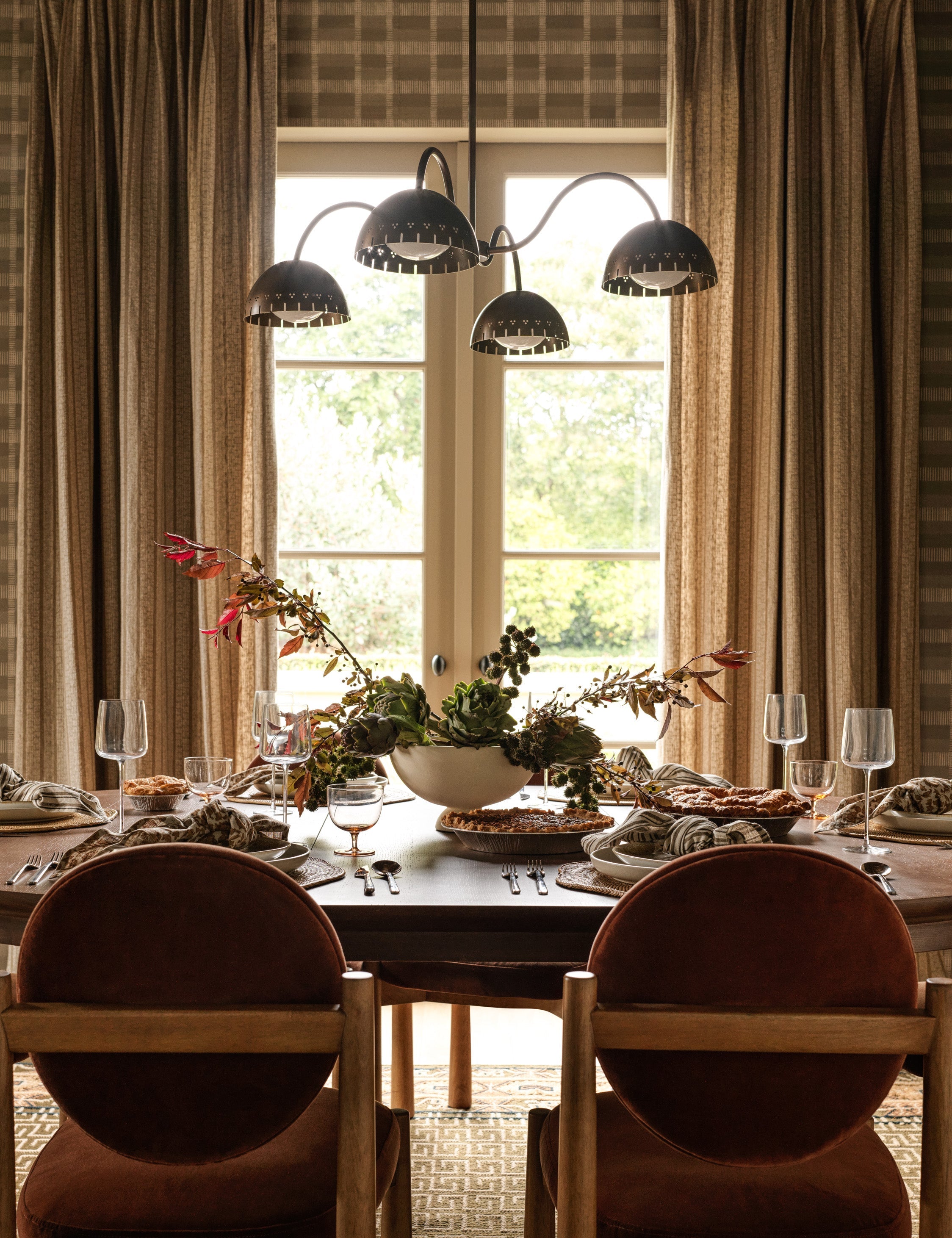 Omero Chandelier