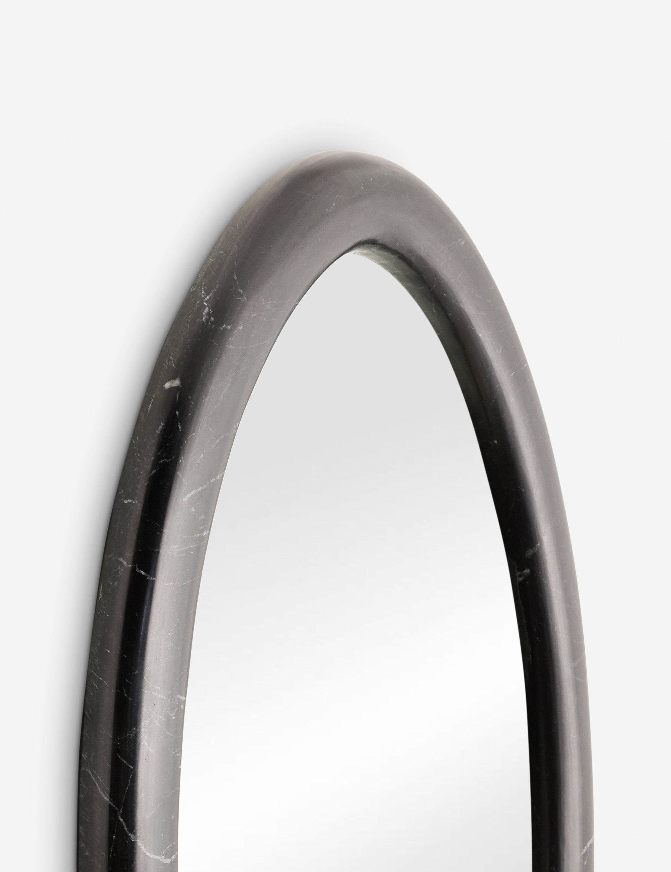 Fedde Oval Mirror