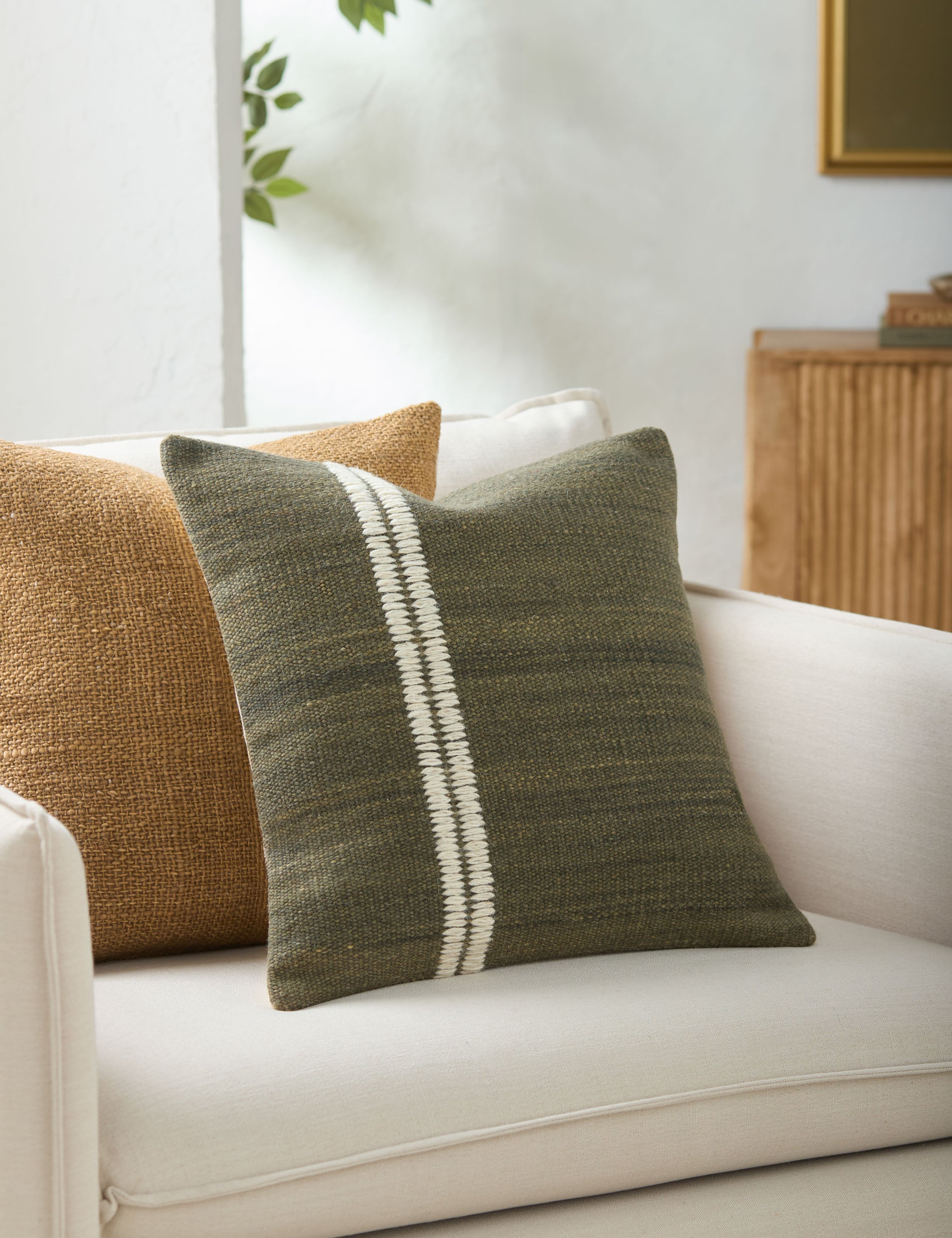 Berriz Pillow