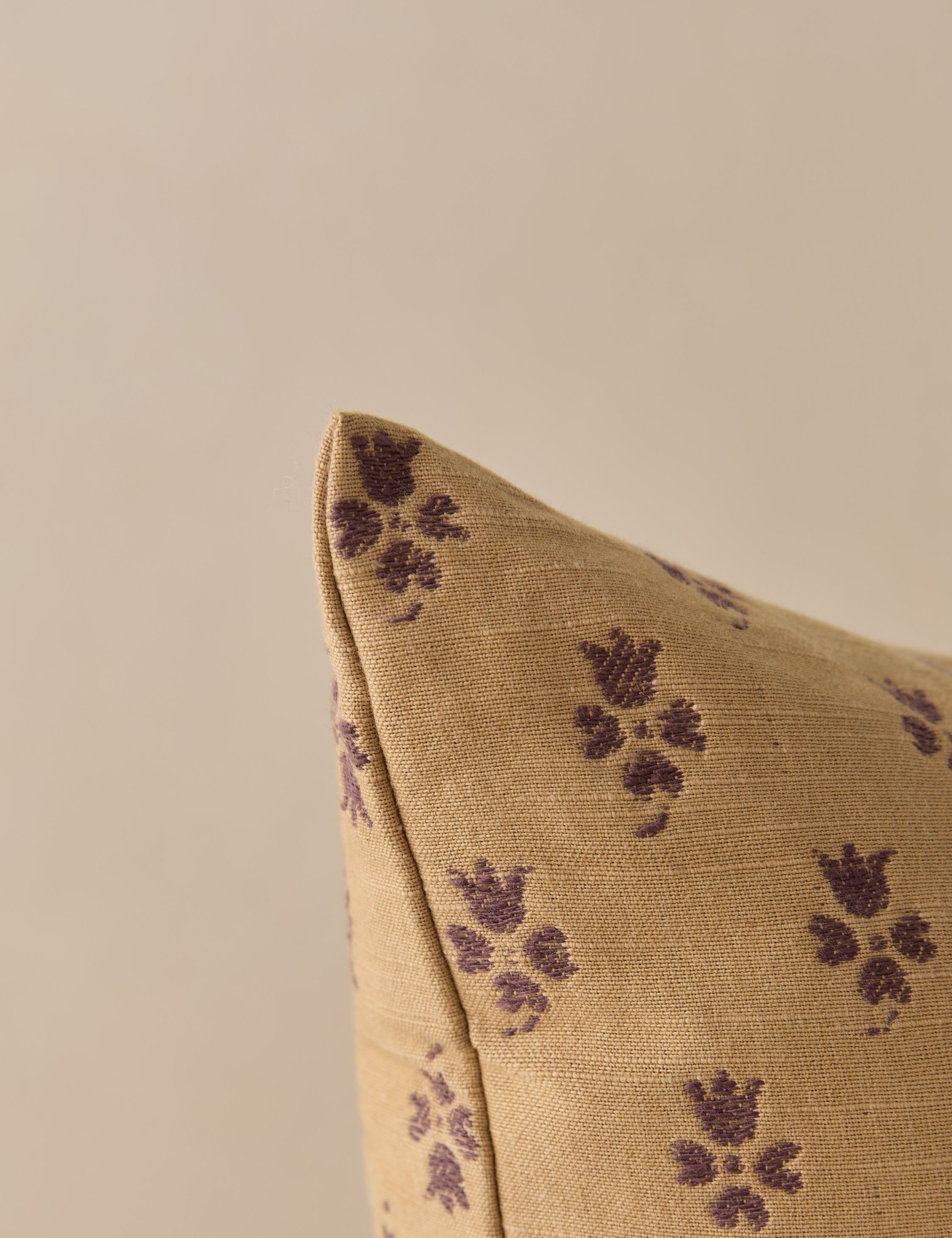 Romaric Jacquard Pillow